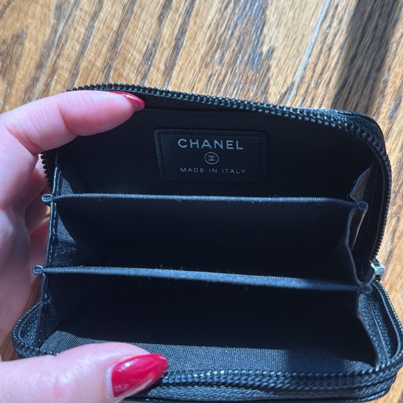 Chanel Boy Zip Coin Purse Quilted Caviar Small Black like new - Picture 5 of 7